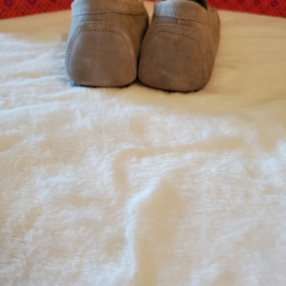 TORY BURCH BRAND NEW W/ TAG & BOX! TORY BURCH LOWELL 2 DRIVER-SUEDE - Picture 6 of 11